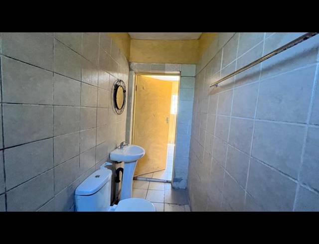 2 BEDROOM PROPERTY TO RENT IN LOTUSVILLE